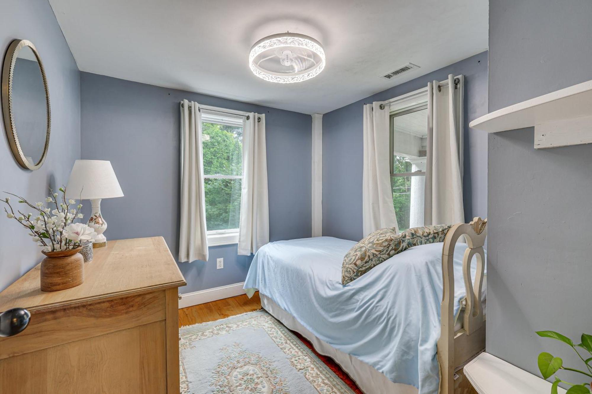Quintessential New England Home With Patio And Grill! Putnam Exterior photo